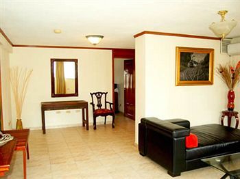 Latino 3* Panama City