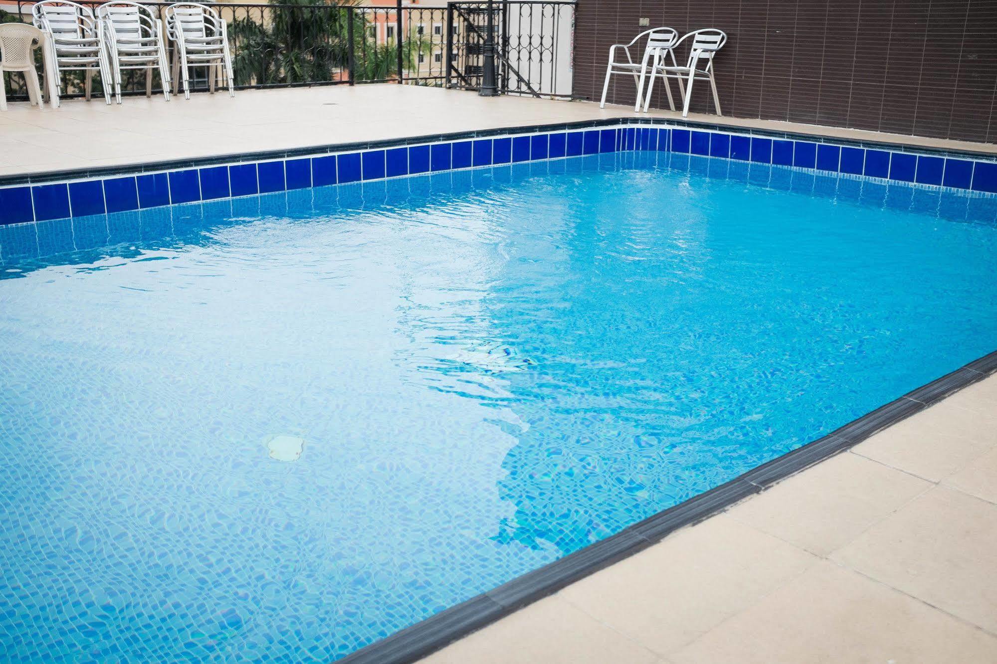 Hotel Latino 3*