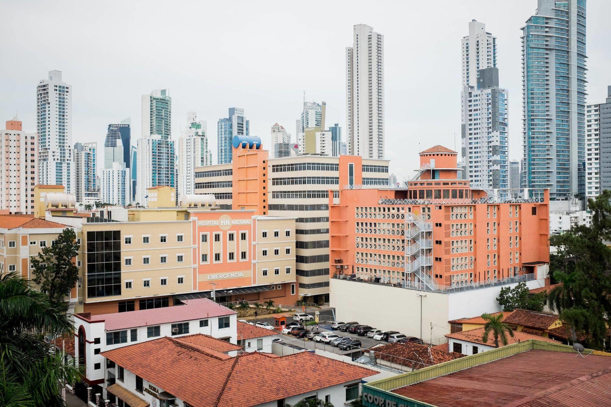 Latino 3* Panama City