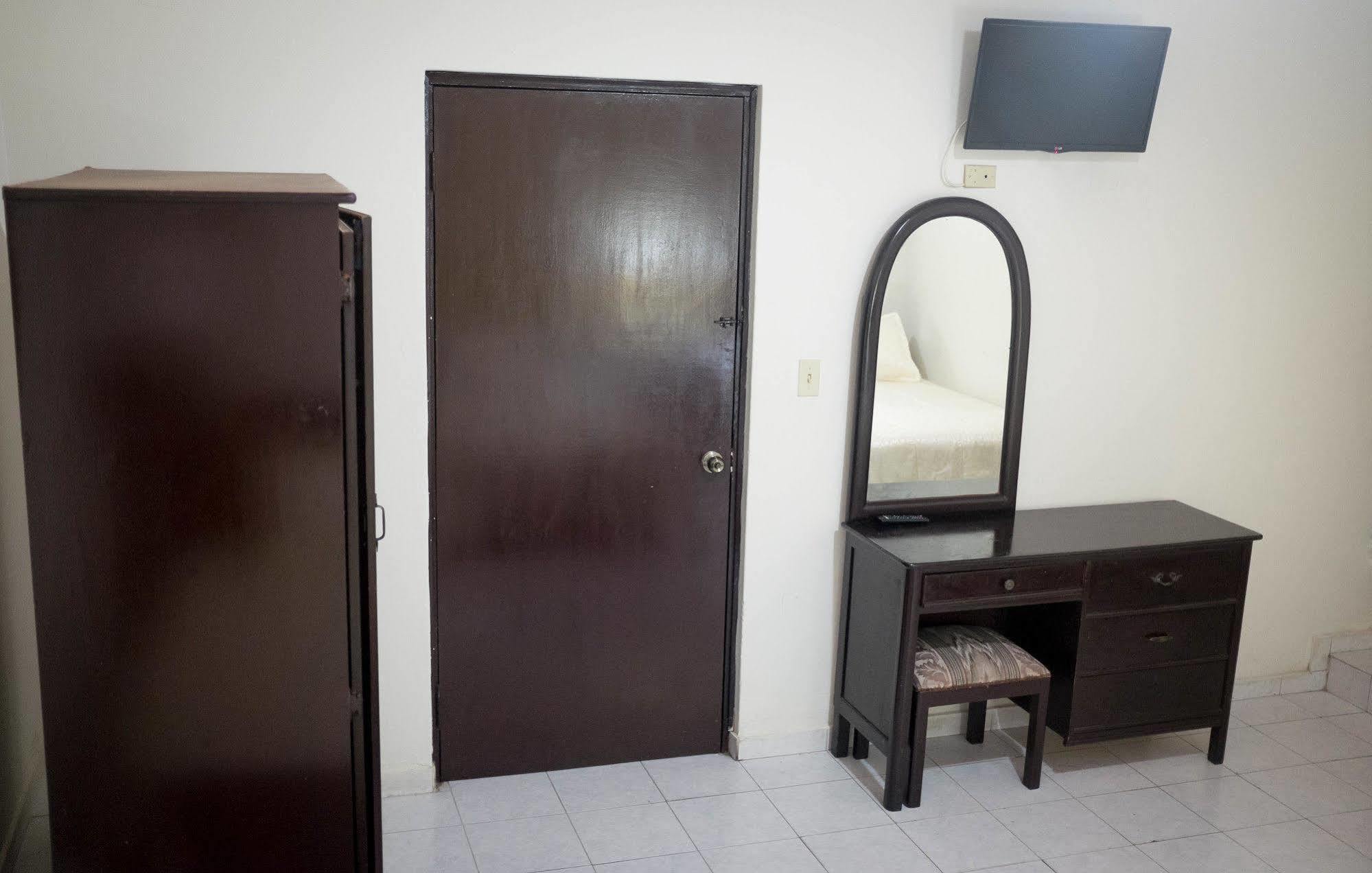 Hotel Latino