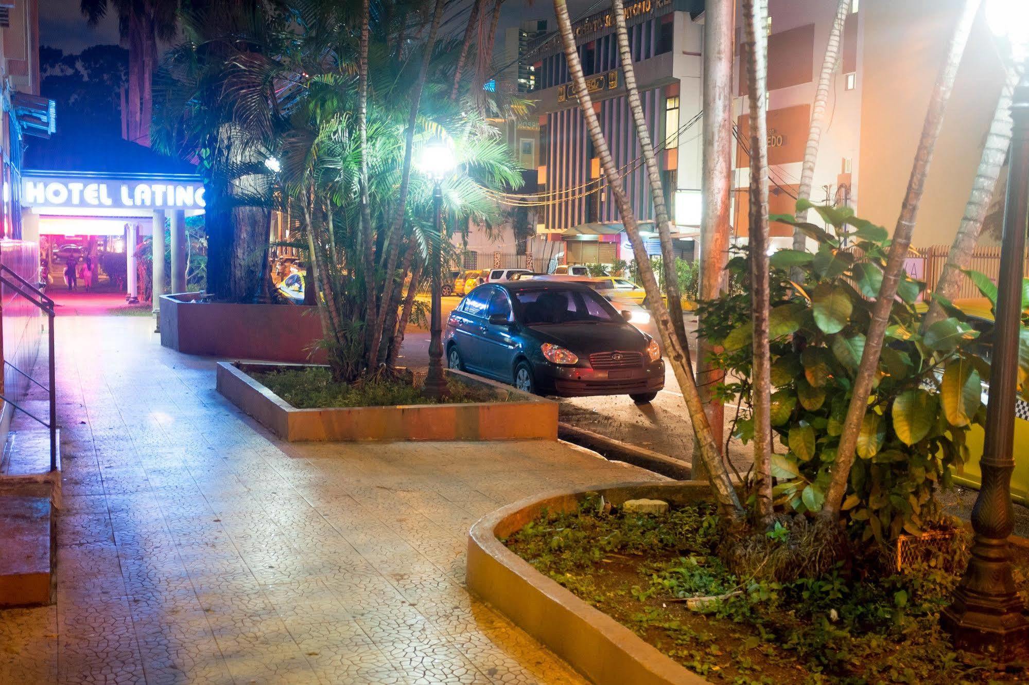 Latino Hotel 3*